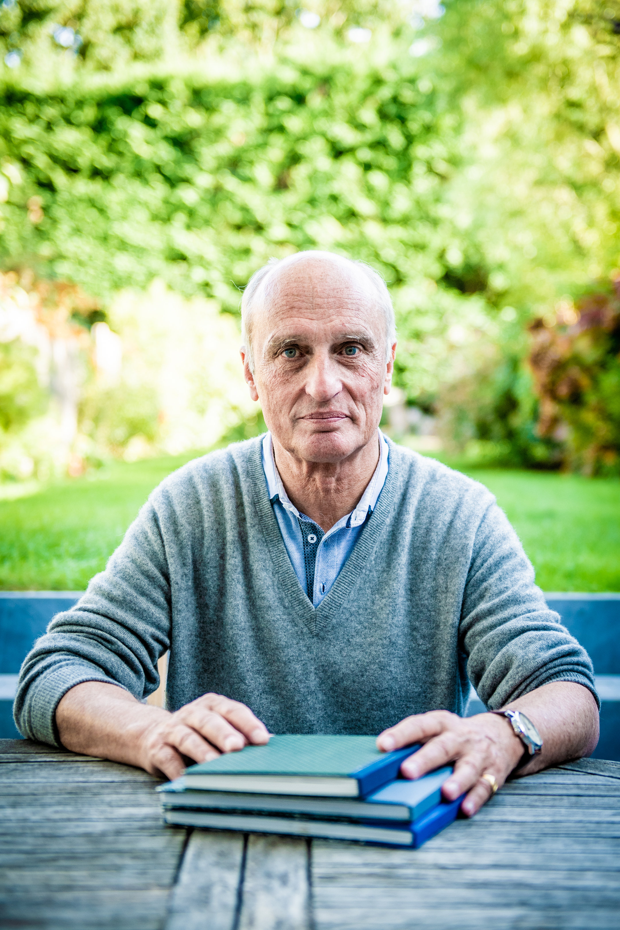 RHODE SAINT GENESE, Portrait Et Interview Du Docteur Yves De Locht Pour La Sortie Du Livre Docteur Rendez Moi Ma Liberte .GOLINVAUX MATHIEU./LESOIR
